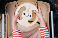Load image into Gallery viewer, Wishbone Wagon