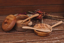 Load image into Gallery viewer, Mahogany Pot and Pan Set