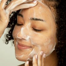 Load image into Gallery viewer, Cucumber Cloud Foam Cleanser