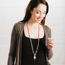 Load image into Gallery viewer, Teething Necklace for Mom, Harmony
